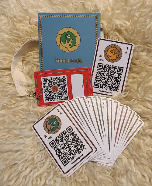 Forhåndssalg: Kodekringla eske med 20 spillkort